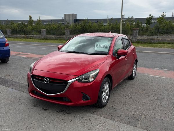 Mazda Mazda3 Hatchback, Petrol, 2016, Red