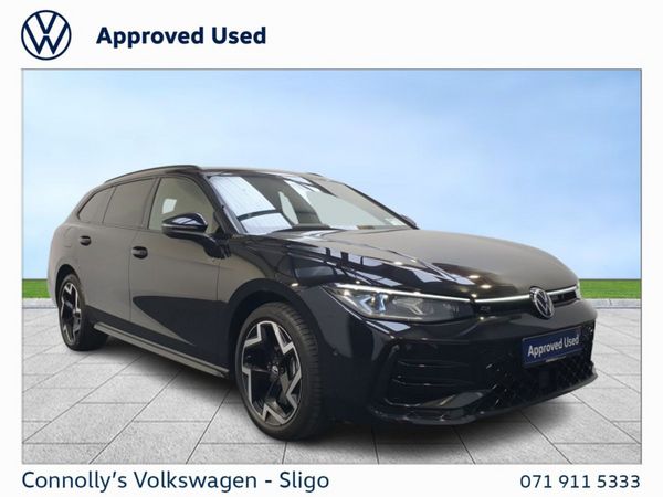 Volkswagen Passat Estate, Petrol Hybrid, 2025, Black