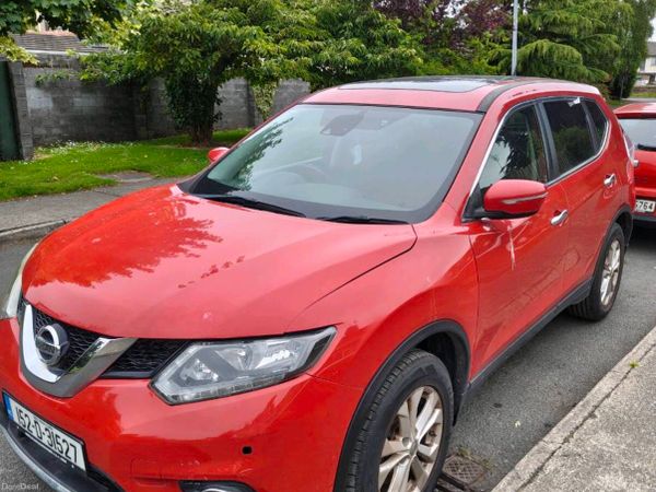 Nissan X-Trail SUV, Diesel, 2015, Red