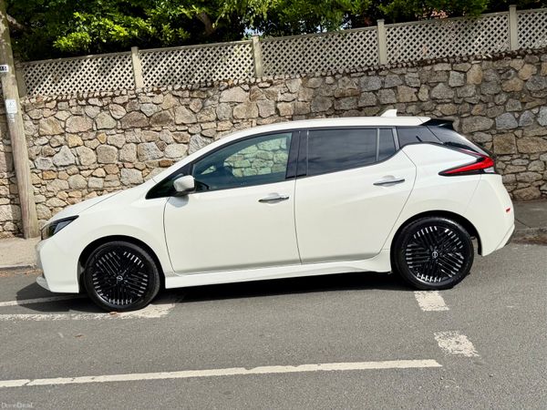 Nissan Leaf Hatchback, Electric, 2025, White