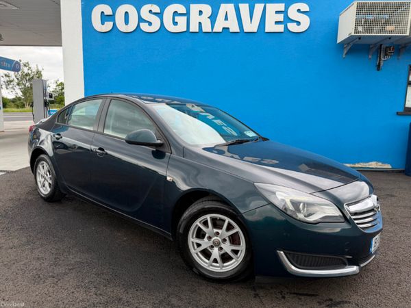 Opel Insignia Saloon, Diesel, 2015, Green