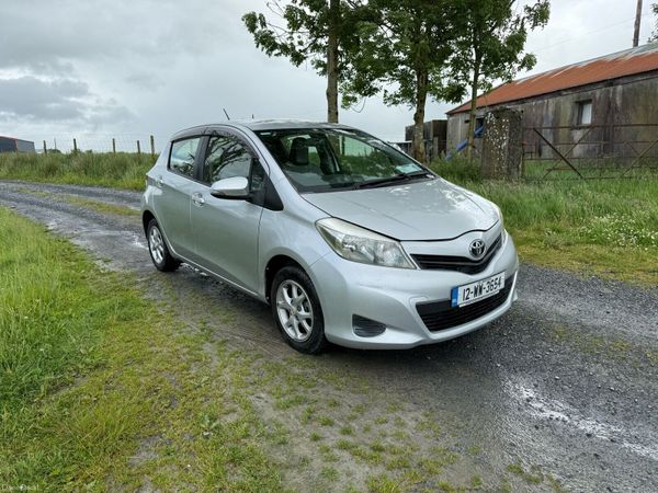 Toyota Vitz Hatchback, Petrol, 2012, Silver