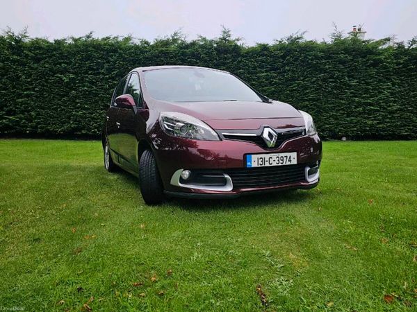Renault Scenic MPV, Diesel, 2013, Red