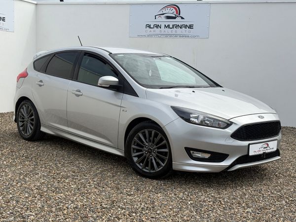 Ford Focus Hatchback, Diesel, 2017, Grey