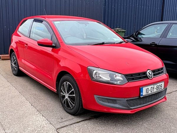 Volkswagen Polo Hatchback, Petrol, 2010, Red