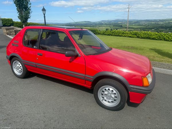 Peugeot 205 Hatchback, Petrol, 1985, Red