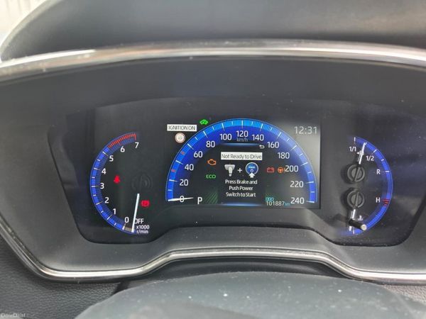 Toyota Corolla Saloon, Petrol Hybrid, 2020, Grey