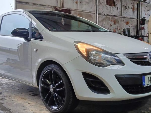 Vauxhall Corsa Hatchback, Petrol, 2014, White
