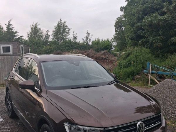Volkswagen Tiguan SUV, Diesel, 2017, Brown