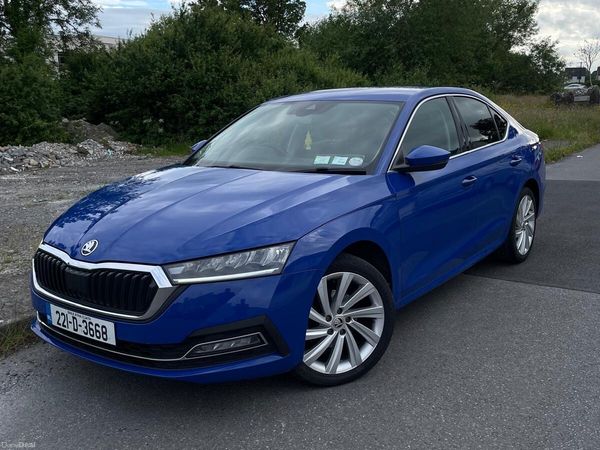 Skoda Octavia Saloon, Diesel, 2022, Blue