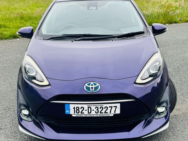 Toyota Aqua Hatchback, Petrol Hybrid, 2020, Purple