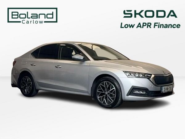 Skoda Octavia Saloon, Diesel, 2021, Grey