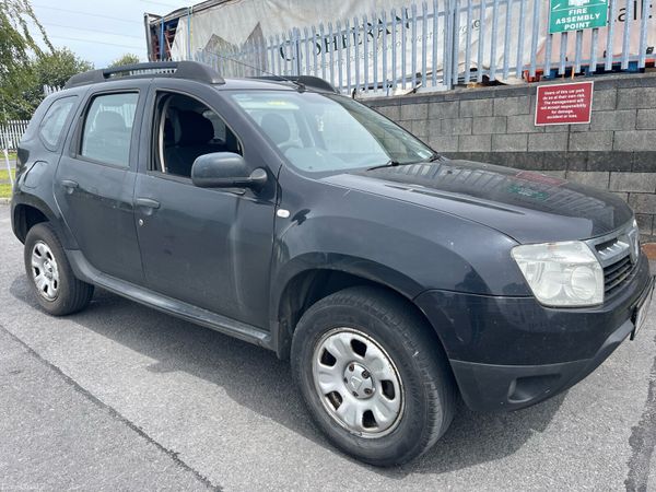 Dacia Duster SUV, Diesel, 2014, Black