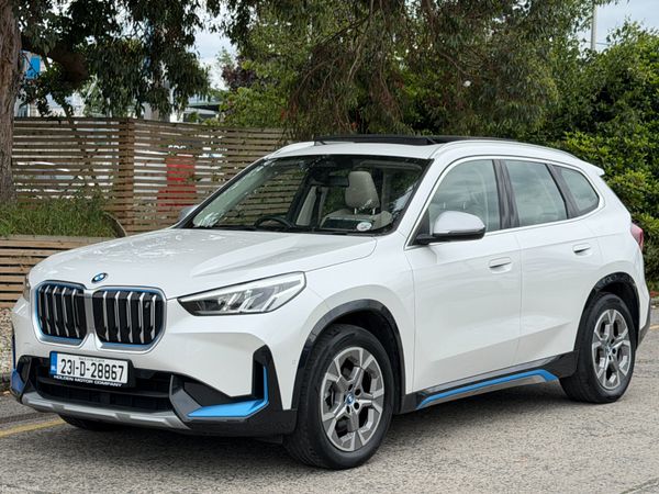 BMW iX1 Estate/Jeep, Electric, 2023, White