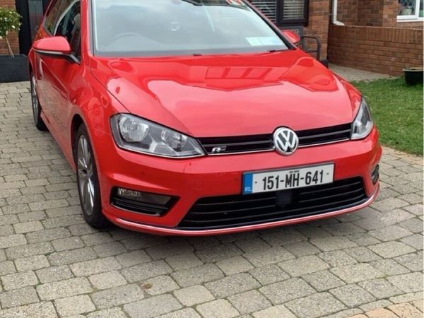 Volkswagen Golf Estate, Petrol, 2015, Red