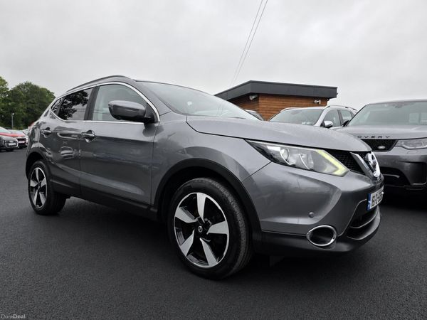 Nissan Qashqai Hatchback, Diesel, 2016, Grey