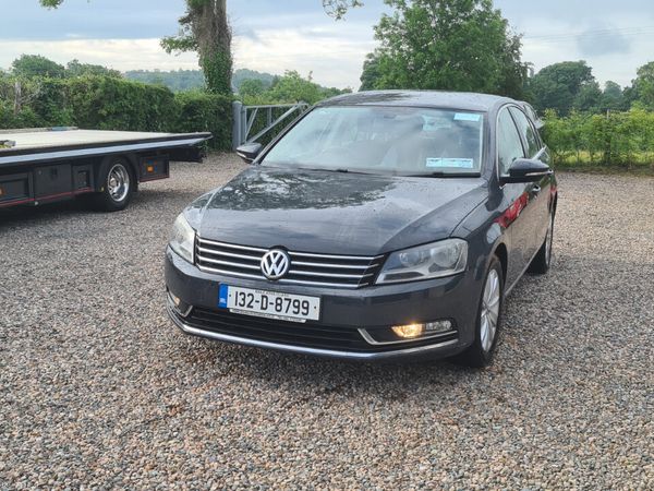 Volkswagen Passat Saloon, Diesel, 2013, Grey