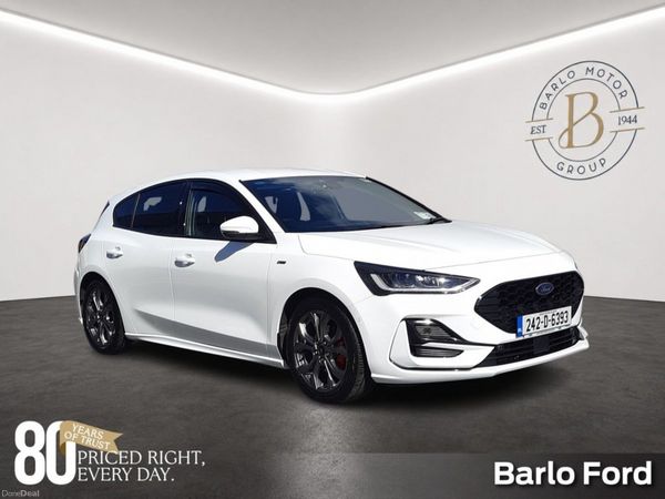 Ford Focus Hatchback, Petrol Hybrid, 2024, White