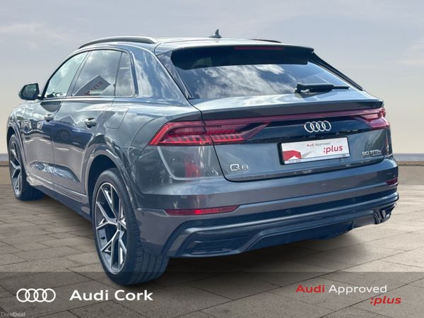 Audi Q8 Hatchback, Petrol Hybrid, 2021, Grey