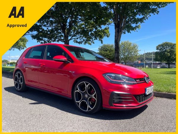 Volkswagen Golf Hatchback, Petrol, 2020, Red