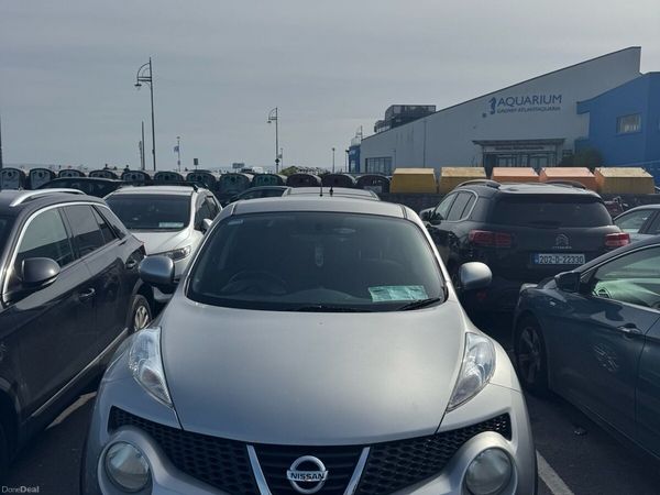 Nissan Juke SUV, Petrol, 2011, Silver