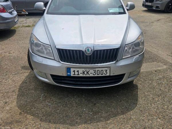 Skoda Octavia Hatchback, Diesel, 2011, Silver