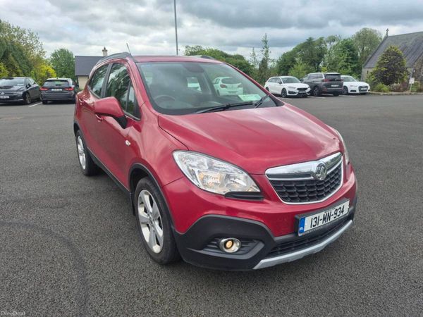 Vauxhall Mokka Hatchback, Diesel, 2013, Red