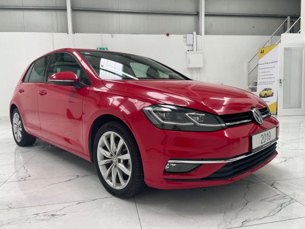 Volkswagen Golf Hatchback, Petrol, 2019, Red