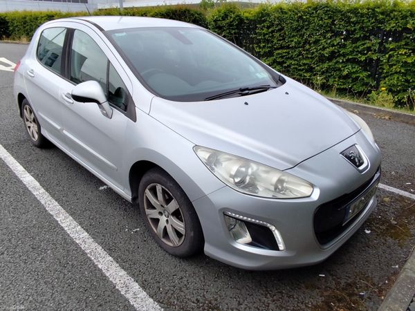Peugeot 308 Hatchback, Diesel, 2011, Silver