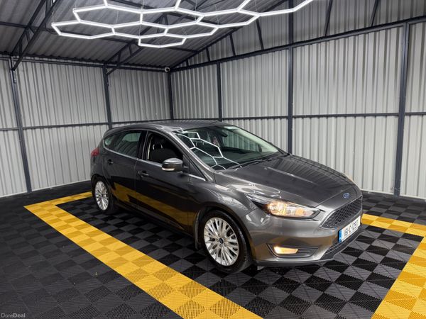Ford Focus Hatchback, Diesel, 2016, Grey