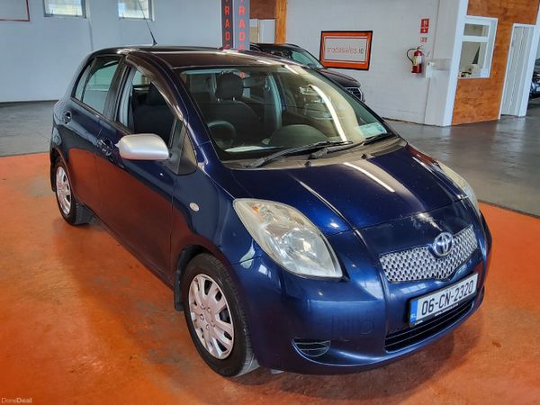 Toyota Yaris Hatchback, Petrol, 2006, Blue