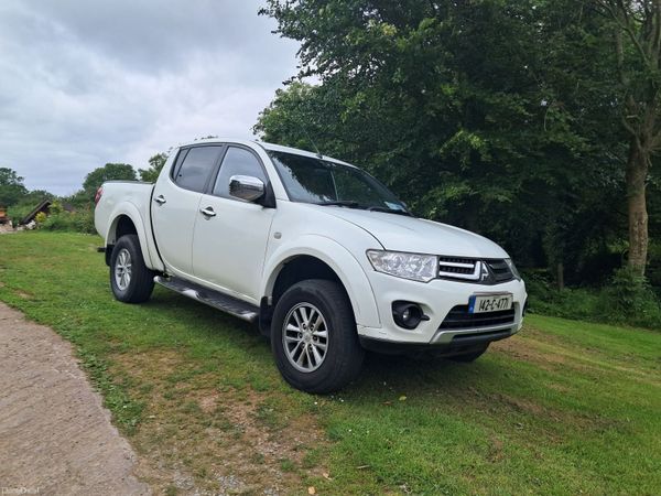 Mitsubishi L200 Pick Up, Diesel, 2014, White