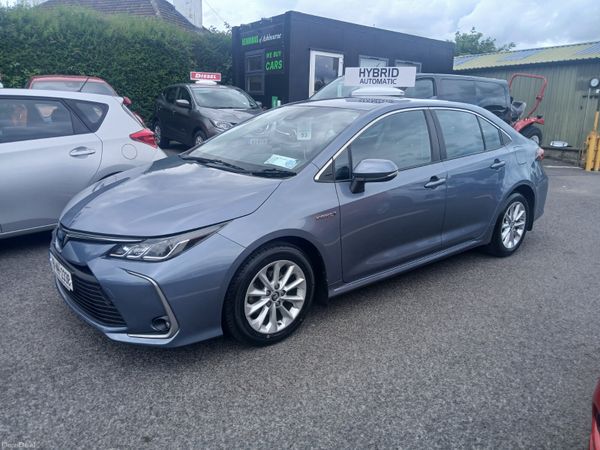 Toyota Corolla Saloon, Petrol Hybrid, 2019, Grey