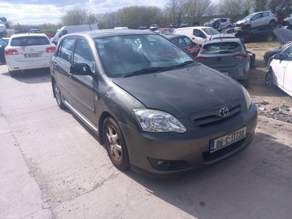 Toyota Corolla Hatchback, Petrol, 2006, Grey