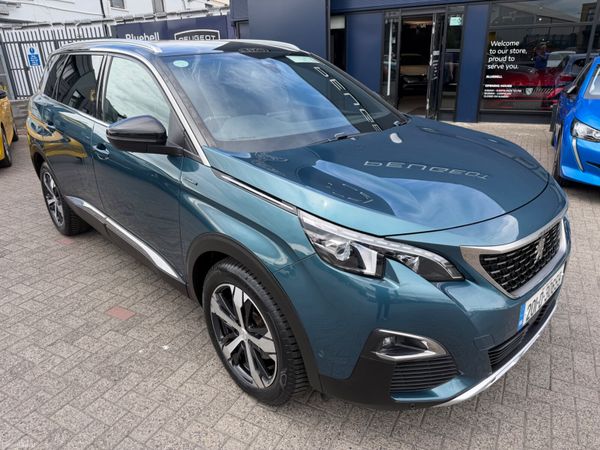 Peugeot 5008 MPV, Diesel, 2020, Green