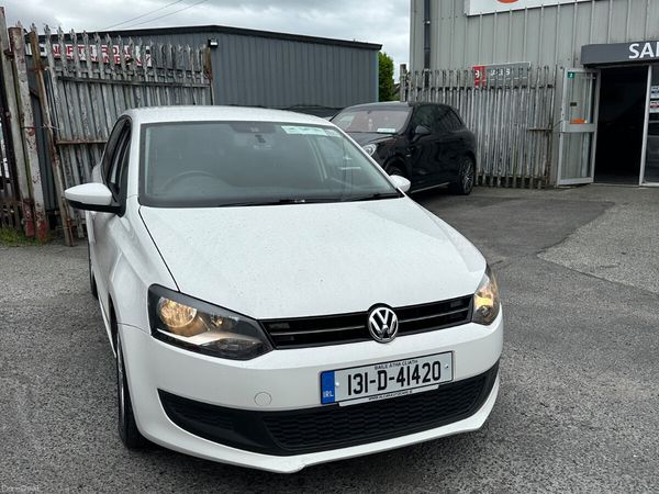 Volkswagen Polo Hatchback, Petrol, 2013, White