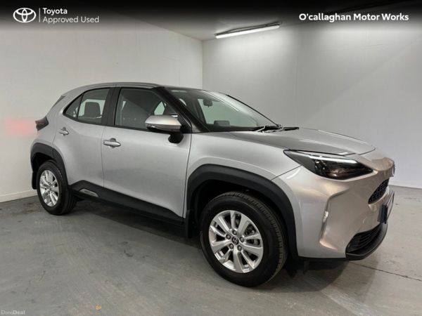 Toyota Yaris Cross Hatchback, Petrol Hybrid, 2022, Silver