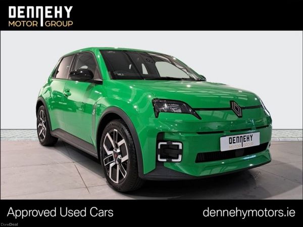 Renault 5 E-Tech Hatchback, Electric, 2026, Green