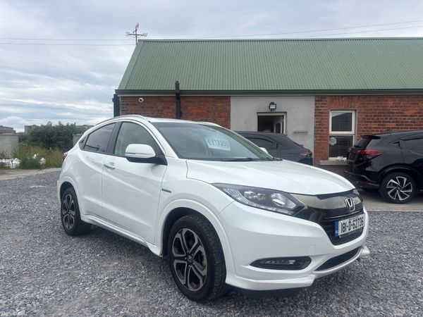 Honda Vezel SUV, Petrol Hybrid, 2018, White