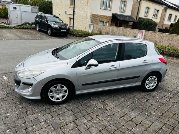 Peugeot 308 Hatchback, Diesel, 2011, Silver