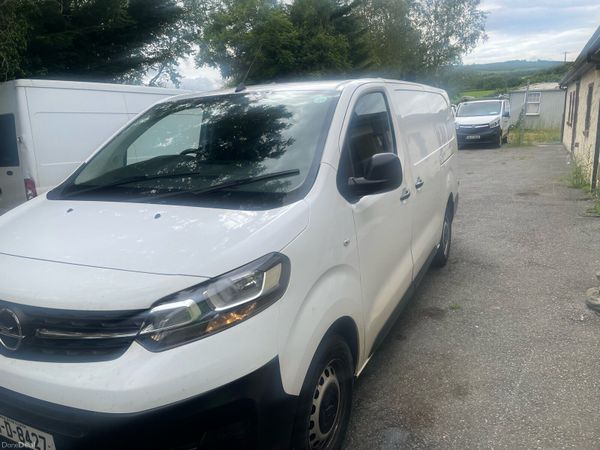 Opel Vivaro Van, Diesel, 2022, White