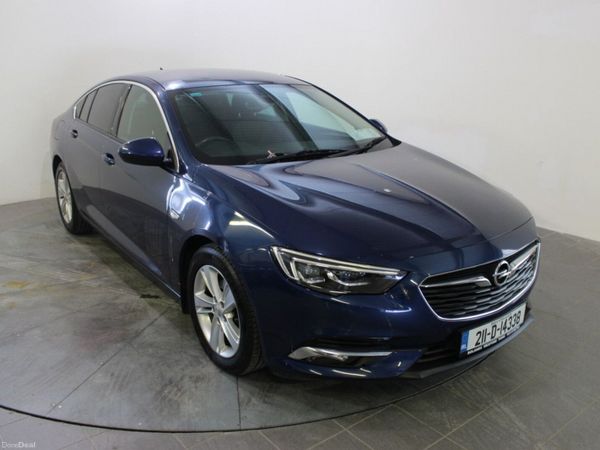 Opel Insignia Hatchback, Diesel, 2021, Blue
