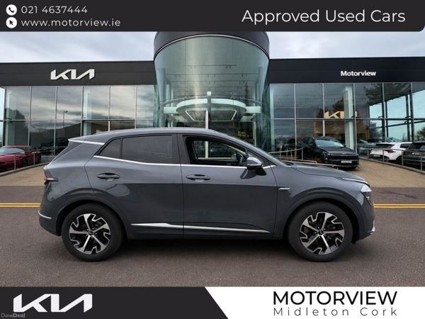 Kia Sportage MPV, Diesel, 2024, Grey