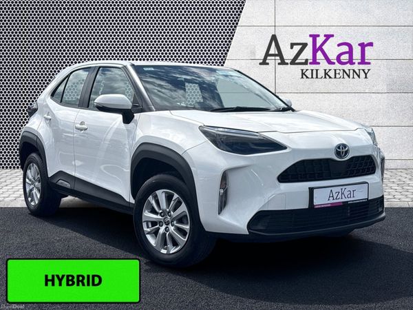 Toyota Yaris Cross Hatchback, Petrol Hybrid, 2023, White