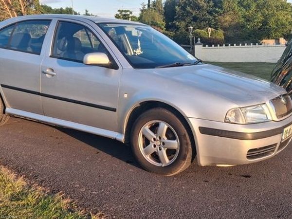 Skoda Octavia Hatchback, Diesel, 2008, Silver