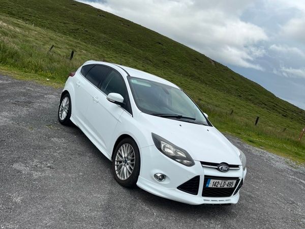 Ford Focus Hatchback, Diesel, 2014, White