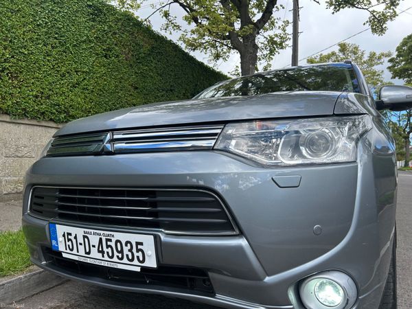 Mitsubishi Outlander SUV, Petrol Plug-in Hybrid, 2015, Grey