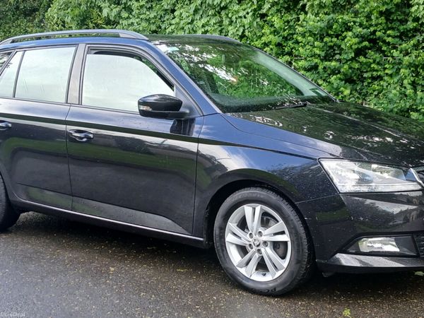 Skoda Fabia Estate, Petrol, 2021, Black