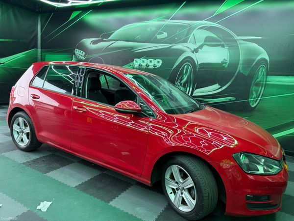 Volkswagen Golf Hatchback, Diesel, 2014, Red