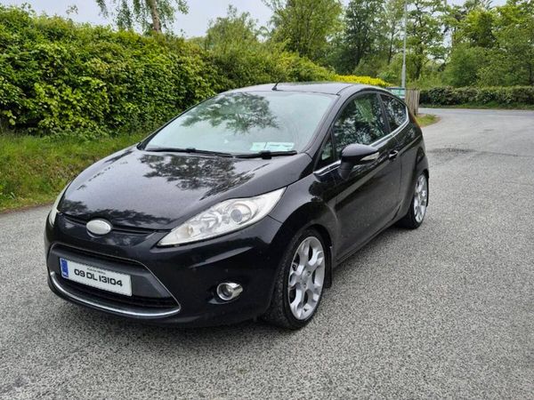 Ford Fiesta Hatchback, Petrol, 2009, Black